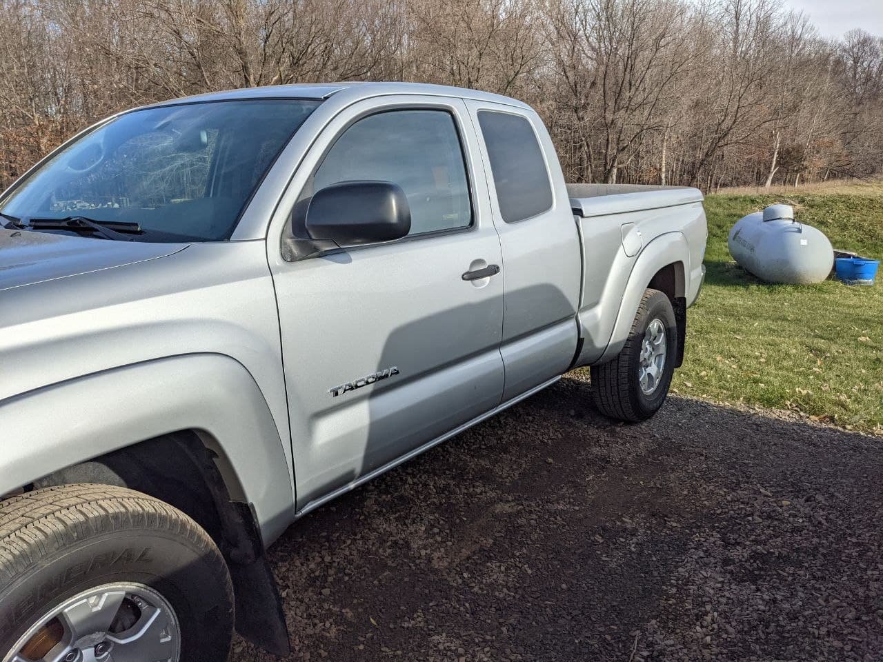 Dad's Toyota trucky.jpg
