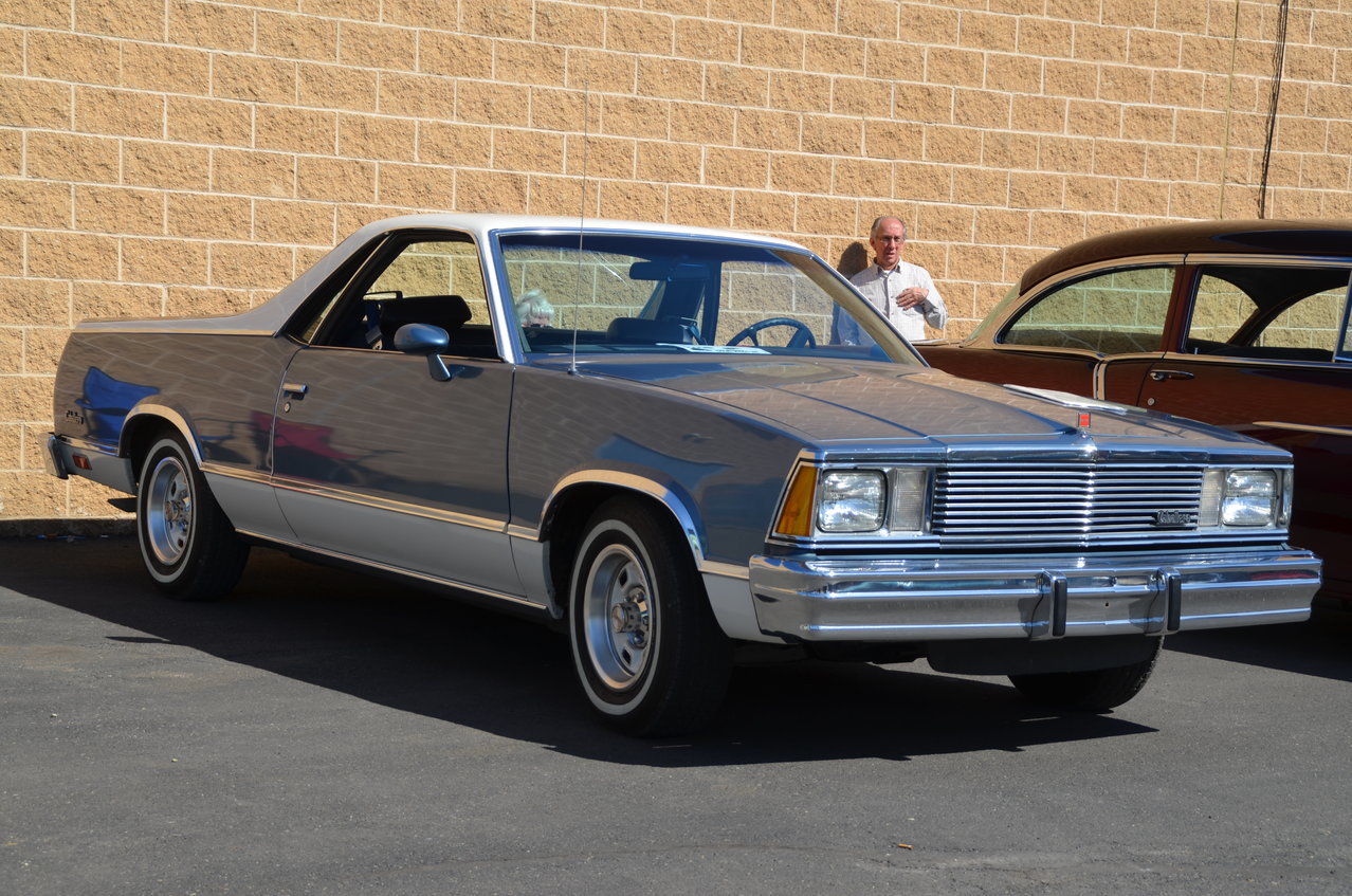 DairyQueenCruiseNightApril12th 211.jpg