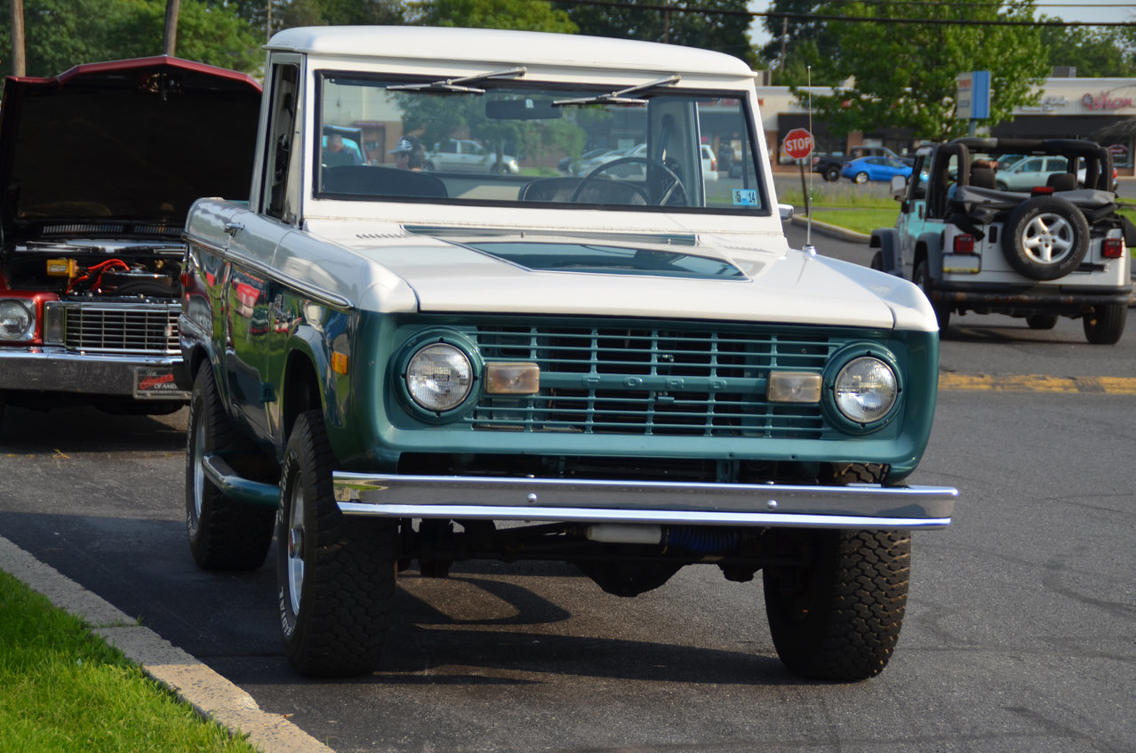 DairyQueenCruiseNightJuly12th 1193.jpg