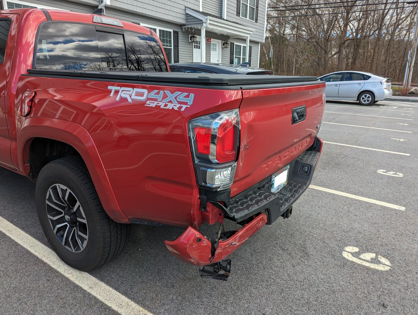 Damage-NoPlate.jpg