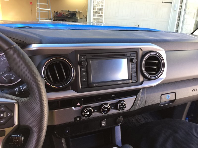 Dash 1.jpg