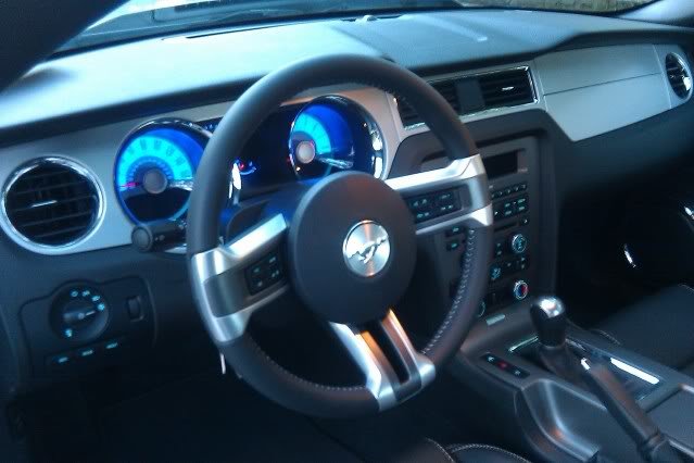 dash-interior_7bd00f7d06e438e259ef8da416d467ae1f85ffd8.jpg