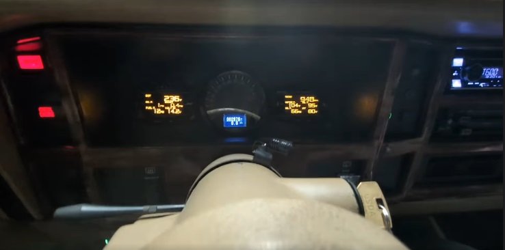 dash pic xj.jpg