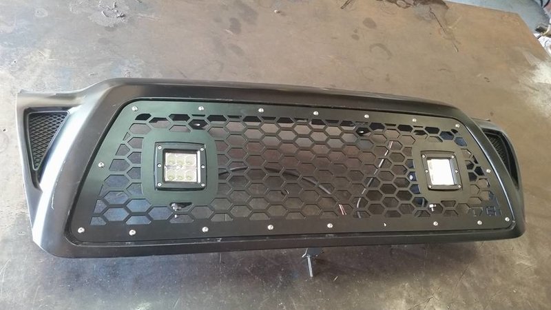 db cusomtz grille 2.jpg