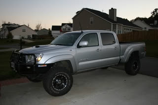 DblCabLongBedTRDSport4X42-2_8a6075d9b99814d3d61ee4d714d2b1a067e4a221.jpg