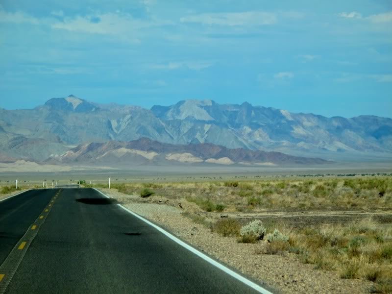 DeathValley3_3f8407f9a1862f93f43379f3a85b63d93533182d.jpg