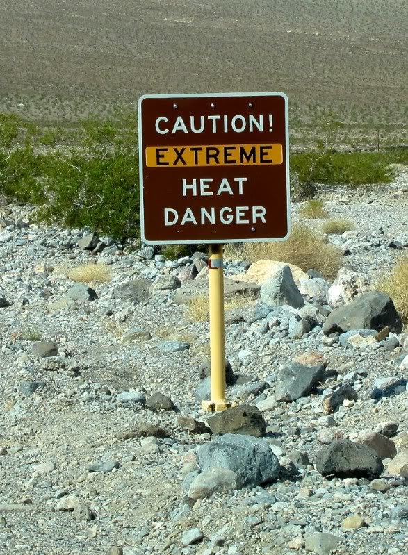 DeathValley9_045011fccb674d0061b7a1575c88475f29a1c745.jpg