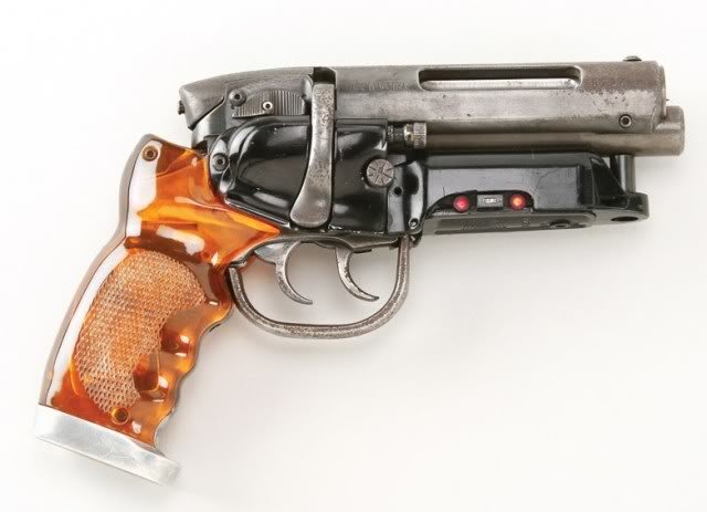 deckersgun_e60cb7ca8936707f2264c14010f8f4da07f6f1ef.jpg
