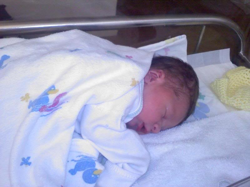 Declanasleep_97b9e22cd51b740e4a0d7d9ca6051520cdc9b35a.jpg