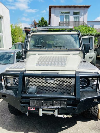 Defender 130.jpg