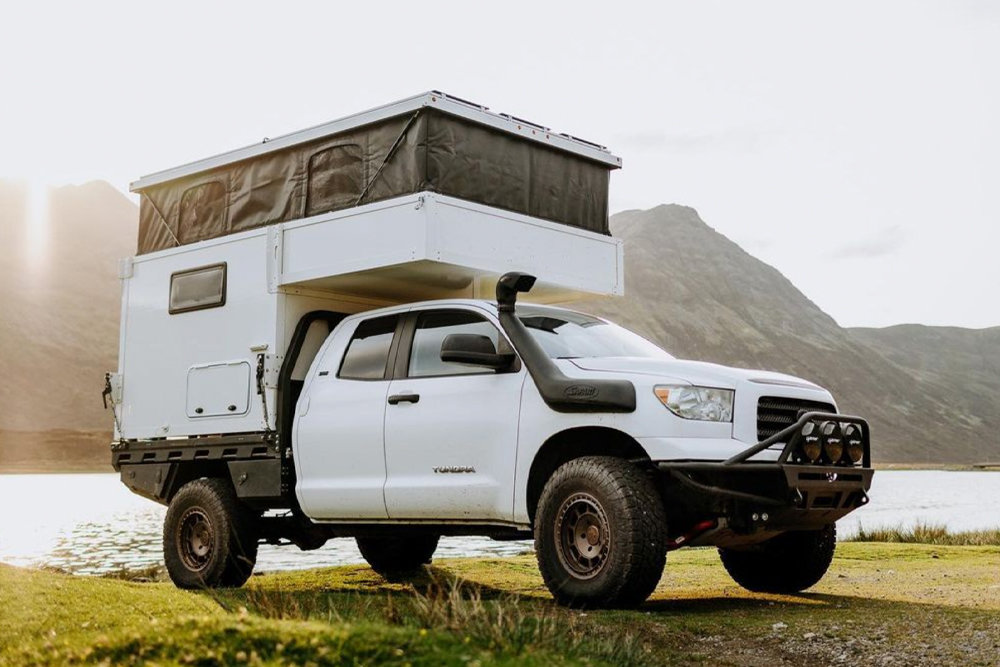 desktoglory-tundra-overland-build-header.jpg