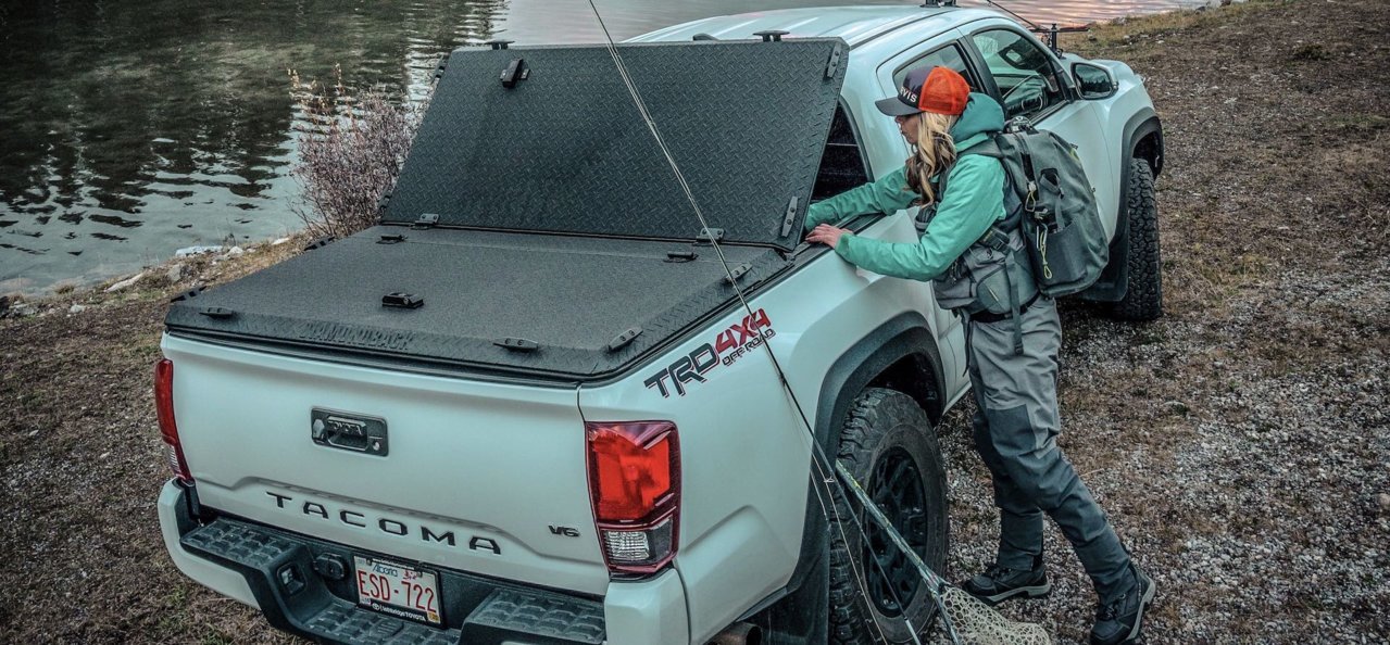 diamond-plate-bed-cover-heavy-duty-toyota-tacoma-HD9-1920.jpg
