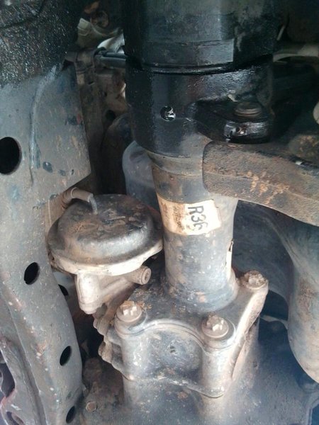 differential leak.jpg