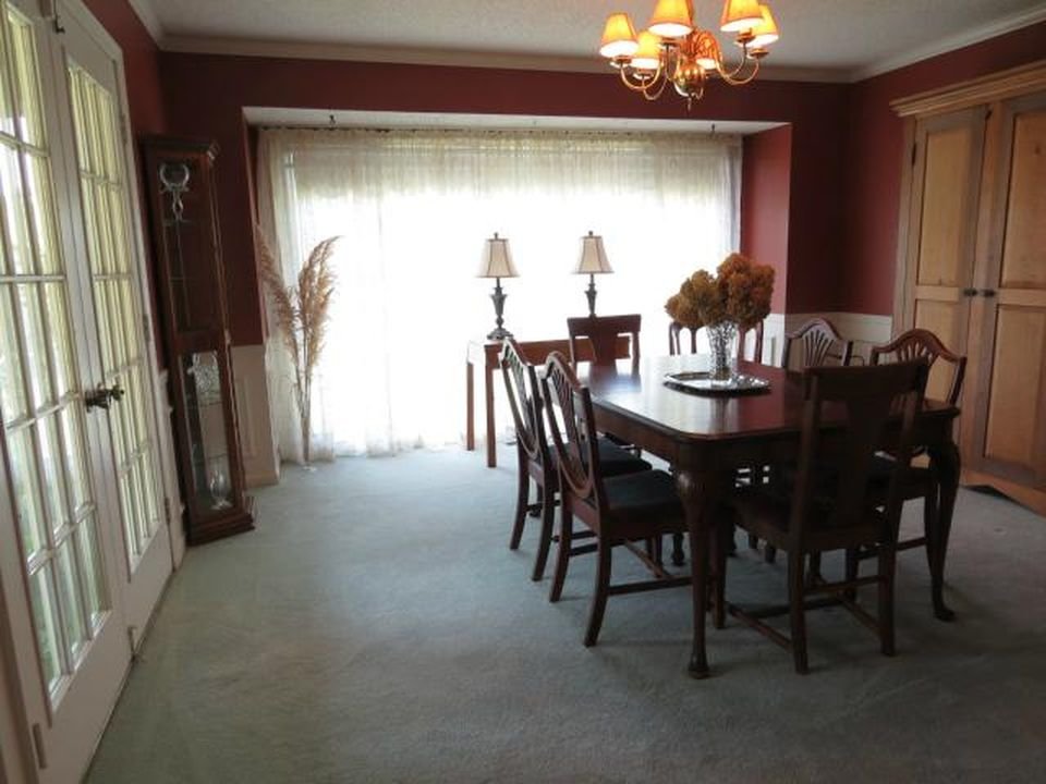 Dining Room.jpg