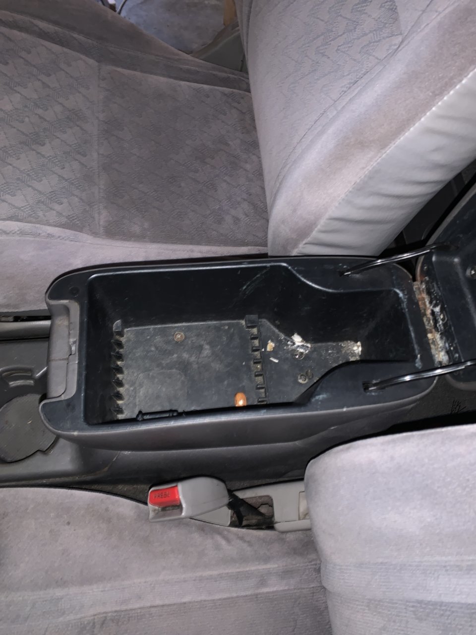 Dirty center console 1.jpg