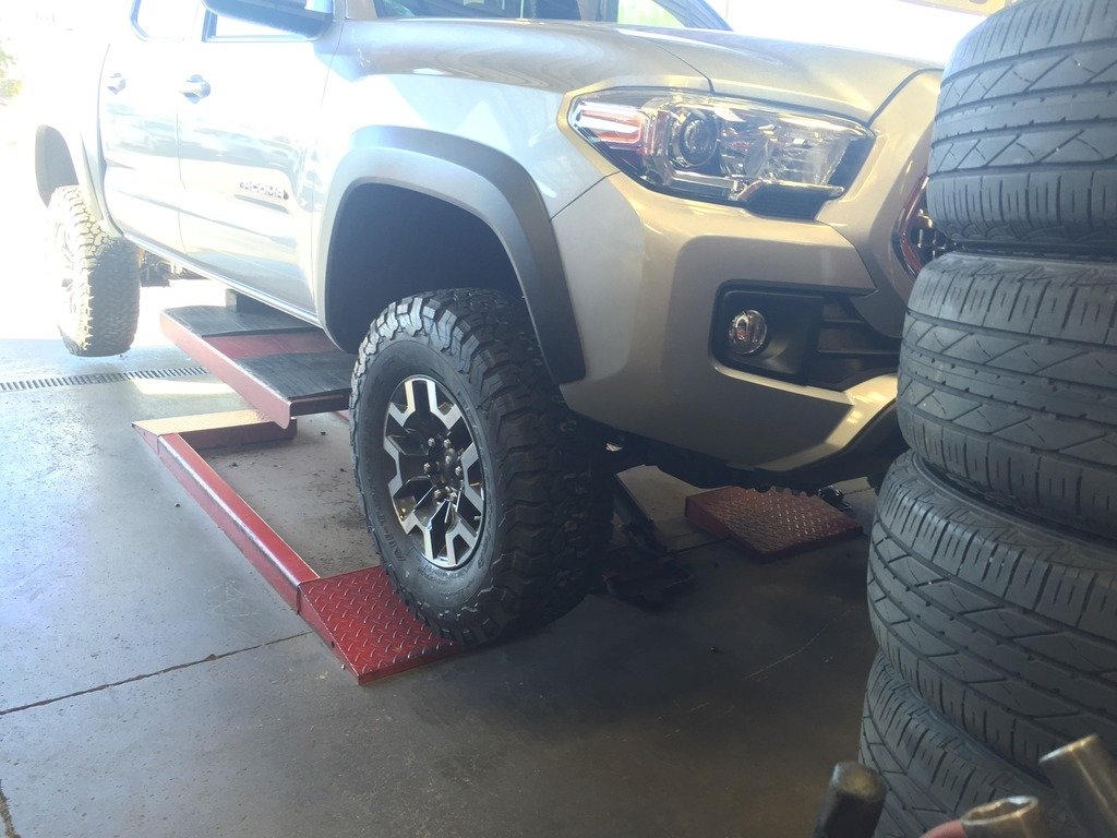 discount-tire_zpsool6nqbi_e29accb96b2f1e828f5f37c90b0ccd69f9974b9e.jpg