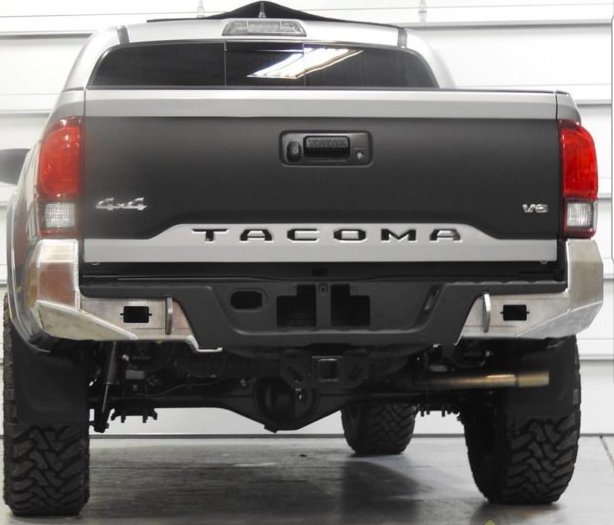 dissidentoffroad 1:4 aluminum.jpg