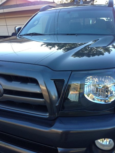 diy-color-keyed-chrome-grill-and-grill-emblem_18720660748_o.jpg