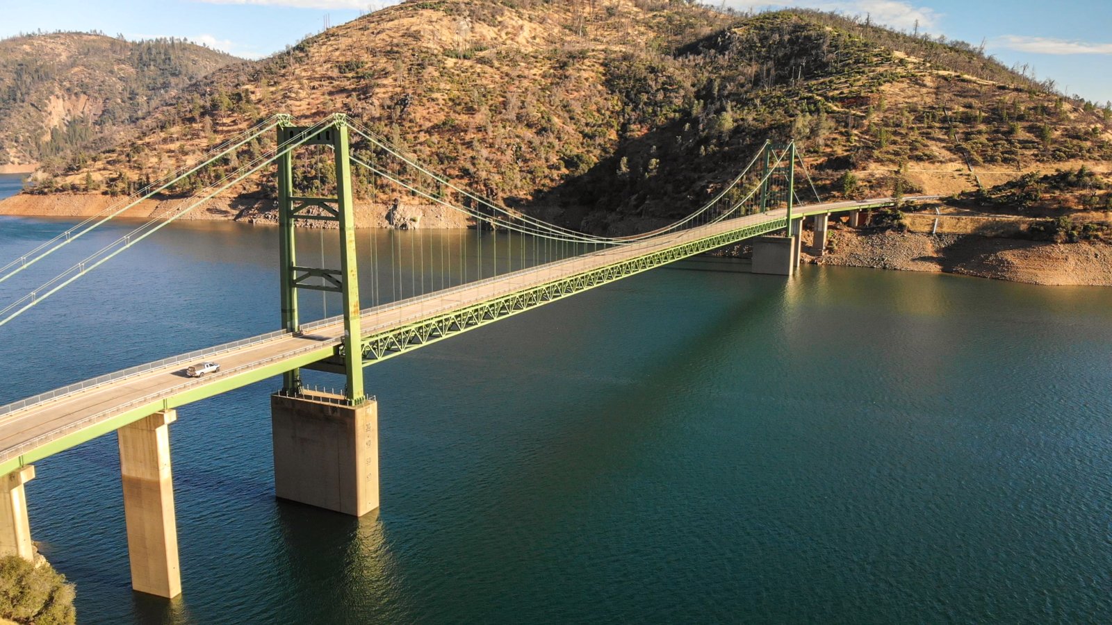 DJI_0215.MP4_snapshot_01.17.608.png