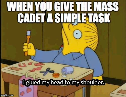 DkuST7QXgAA_btZ.jpg