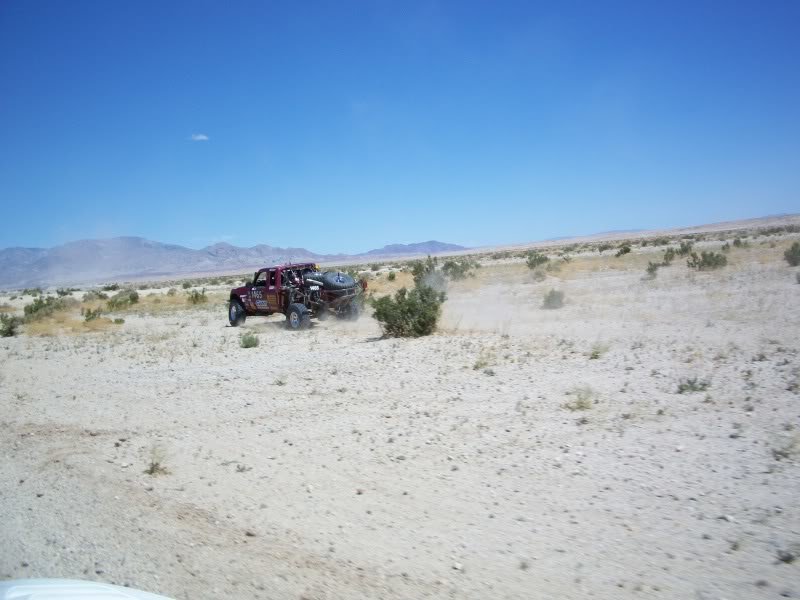 dmzandlaughlin243_ad0cde0b9f8f336fb6f18e0e01e99e49f48a3c5e.jpg