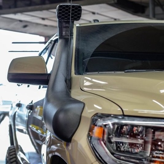 Dobinsons Tundra Snorkel b.jpg