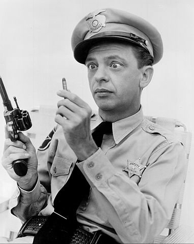 Don_Knotts_Barney_and_the_bullet_Andy_Gr_4a4a9b3a0490f796fb08d4ef7c8fa7dcf3f55a40.jpg