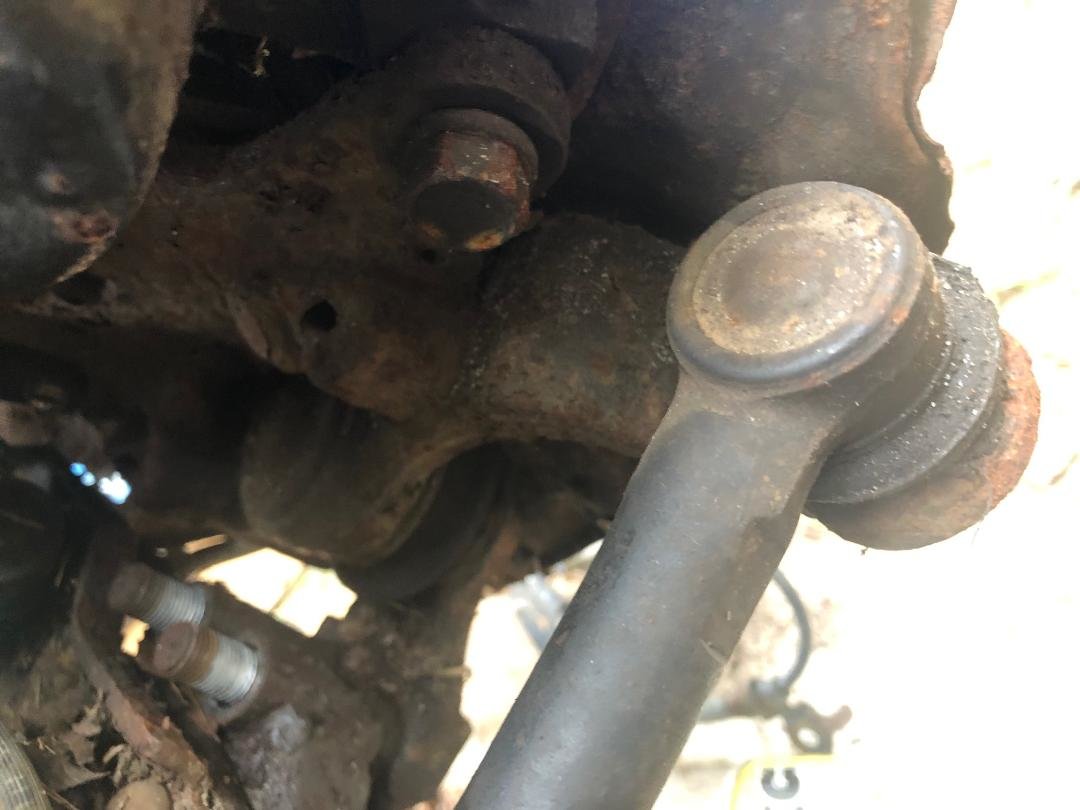 donor truck lower suspension arm.jpg