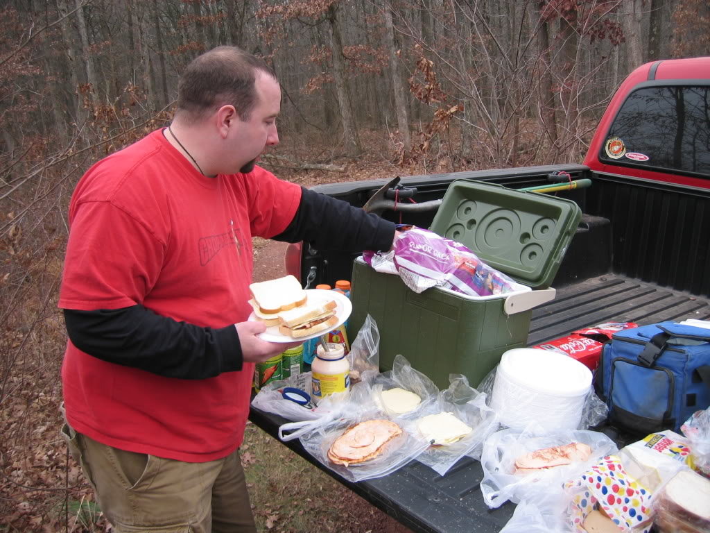 DonservingLunch_5aa83f502ce92ad367d5adc9872a2cffbd6e0ea5.jpg