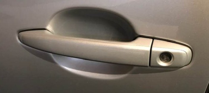 door handy.jpg