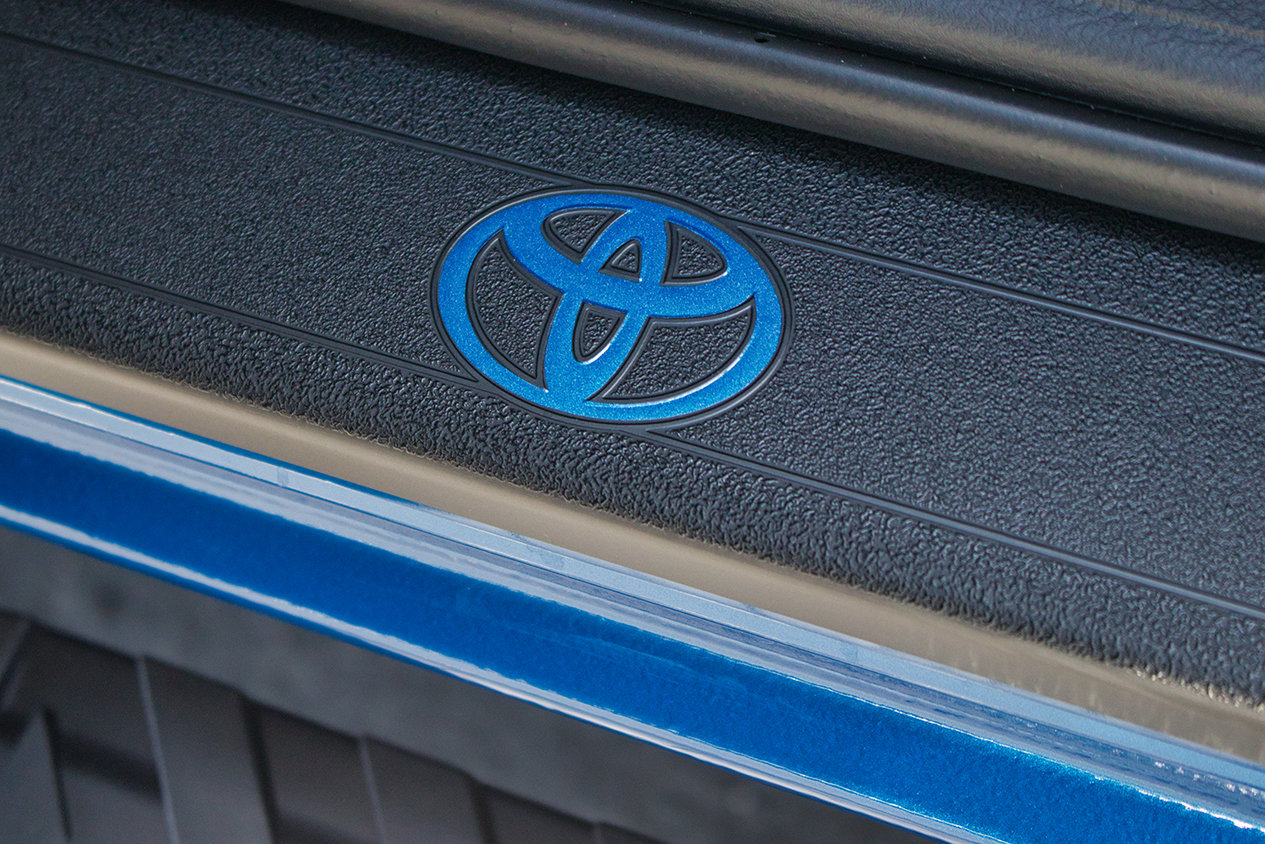 Door Sill Logo.jpg
