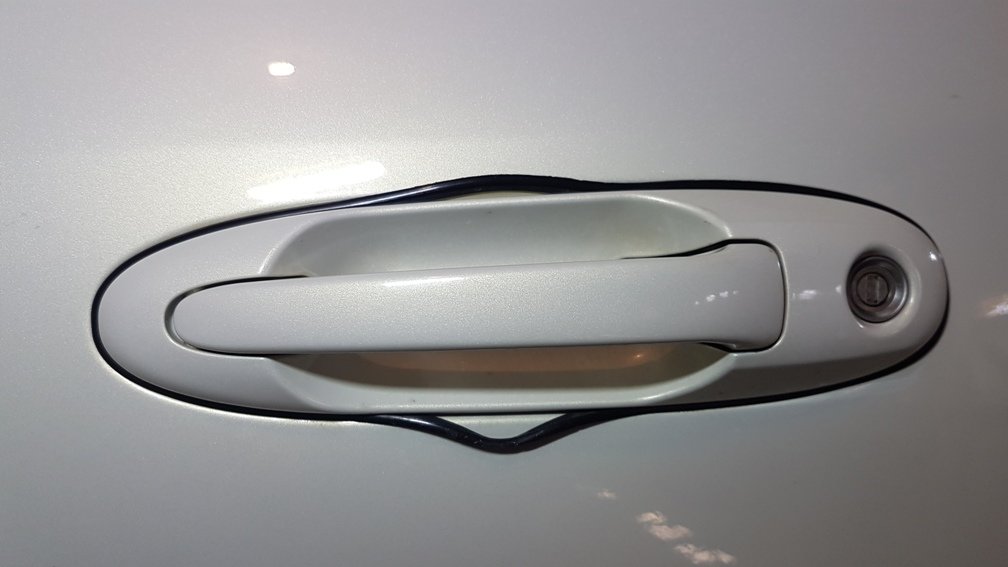 door_handle.jpg