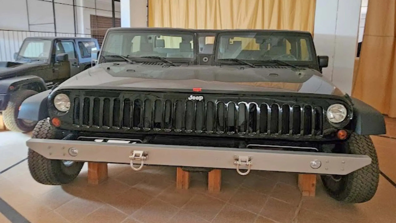 Double-Wide-Jeep-Hero-2.jpg