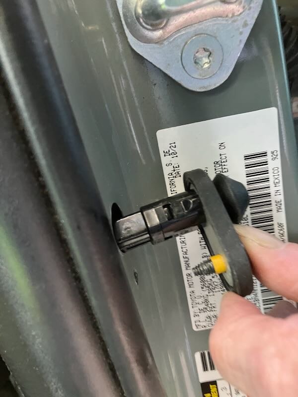 DRbuttonTape.jpg