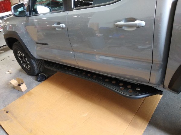 drivers side slider.jpg