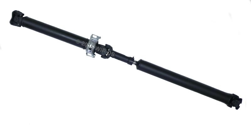 Driveshaft_Toyota_Tacoma_1.jpg