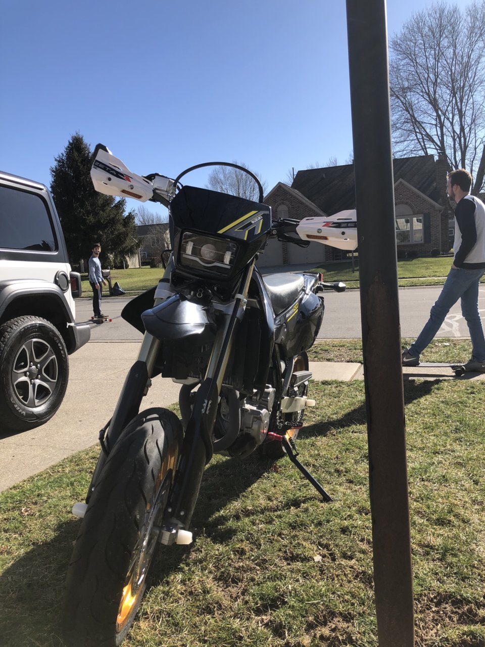 DRZ.jpg