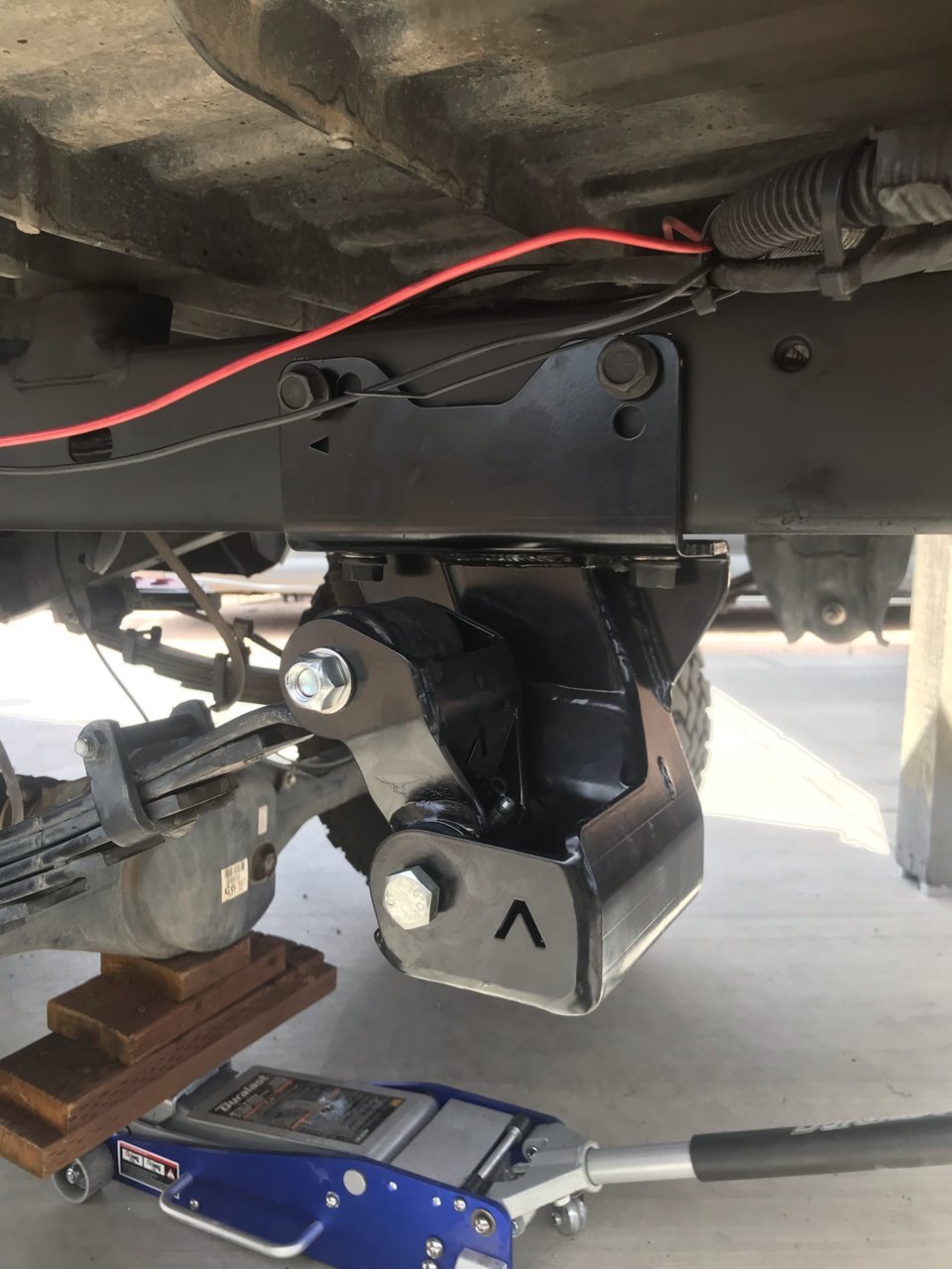 DS Hammer hanger.jpg