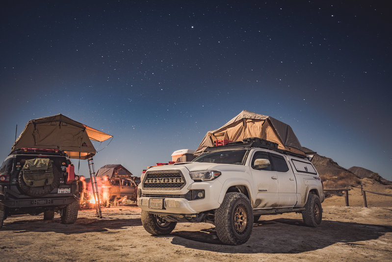 3rd gen white tacoma, canopy with solid windoors | Tacoma World