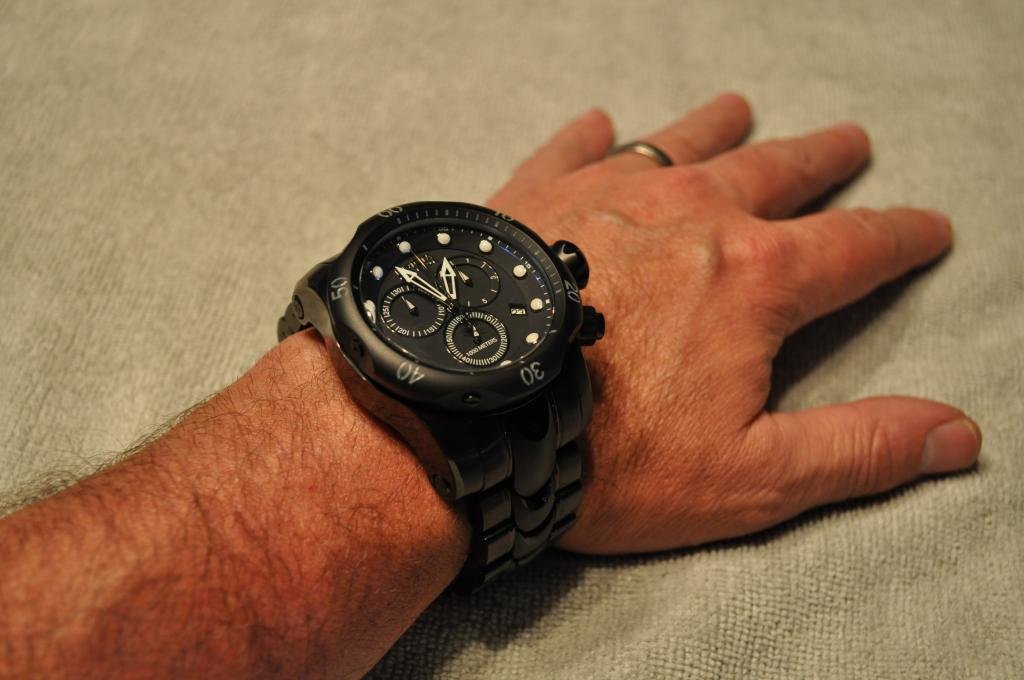 Invicta Men s Reserve Subaqua Venom 5729 Mint Condition For Sale