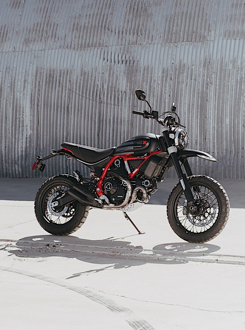 ducati-scrambler-desert-sled-turns-into-fasthouse-limited-mint-400-edition_4.jpg