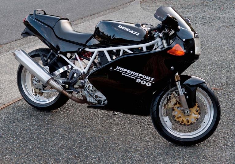 Ducati without AGIP sticker.jpg