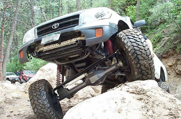 DUG27S20TOY_4c76b36b9b4f71393656f008c9f703993a62c573.jpg