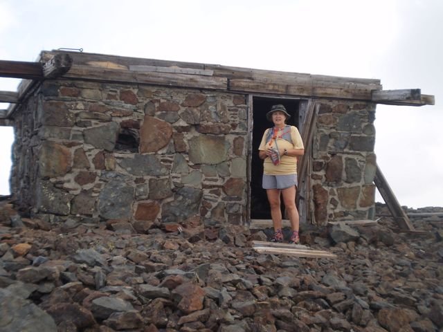 dwatcabin_zps43d0cff4_cc5a522cb1f24c3739701e30479ac41622a1d106.jpg