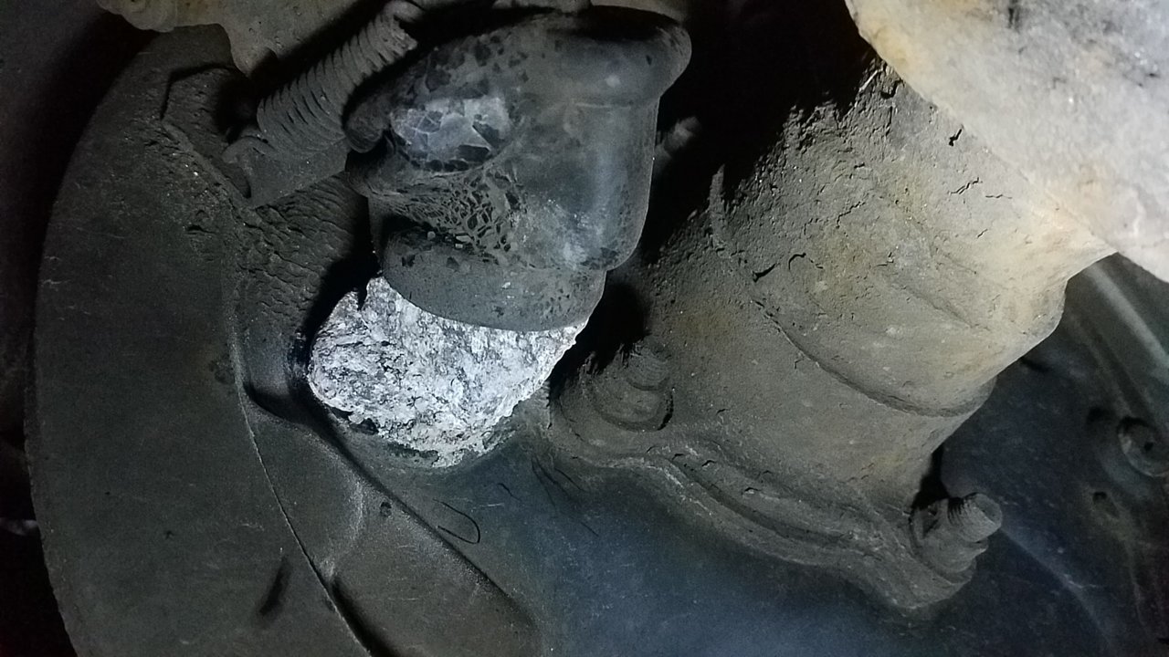 e-brake1.jpg