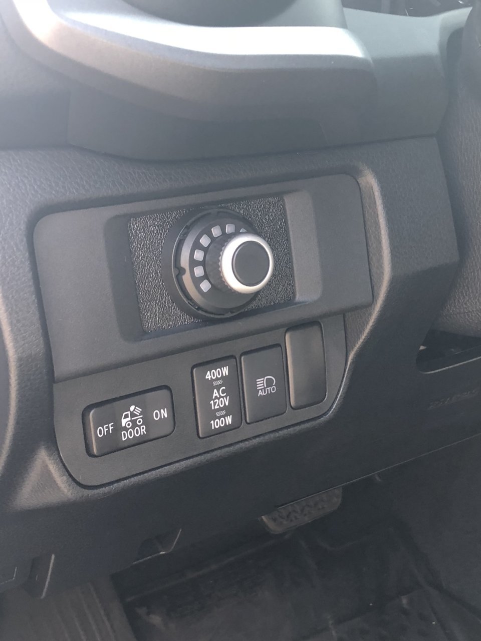 REDARC TowPro Elite (stealth brake controller install) World