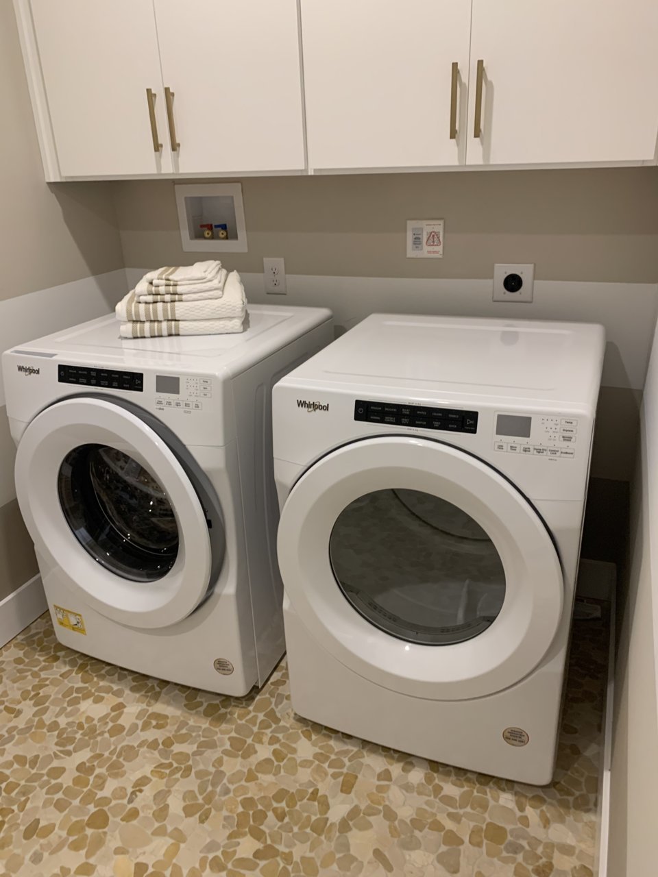 E108C630-A1FC-4D95-AA98-322D41A79DC3.jpg