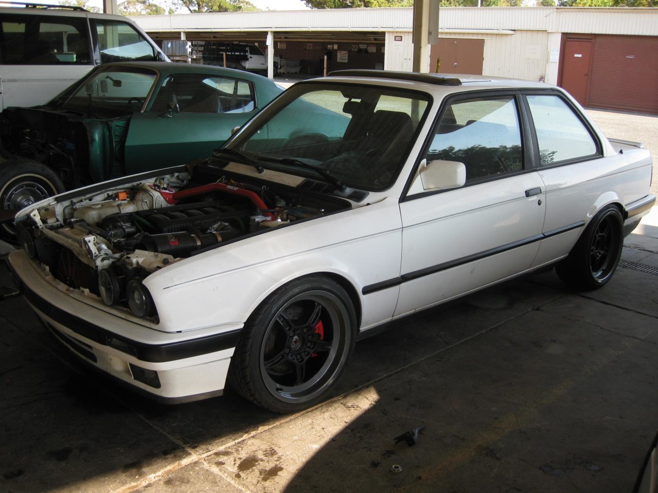 E30.jpg