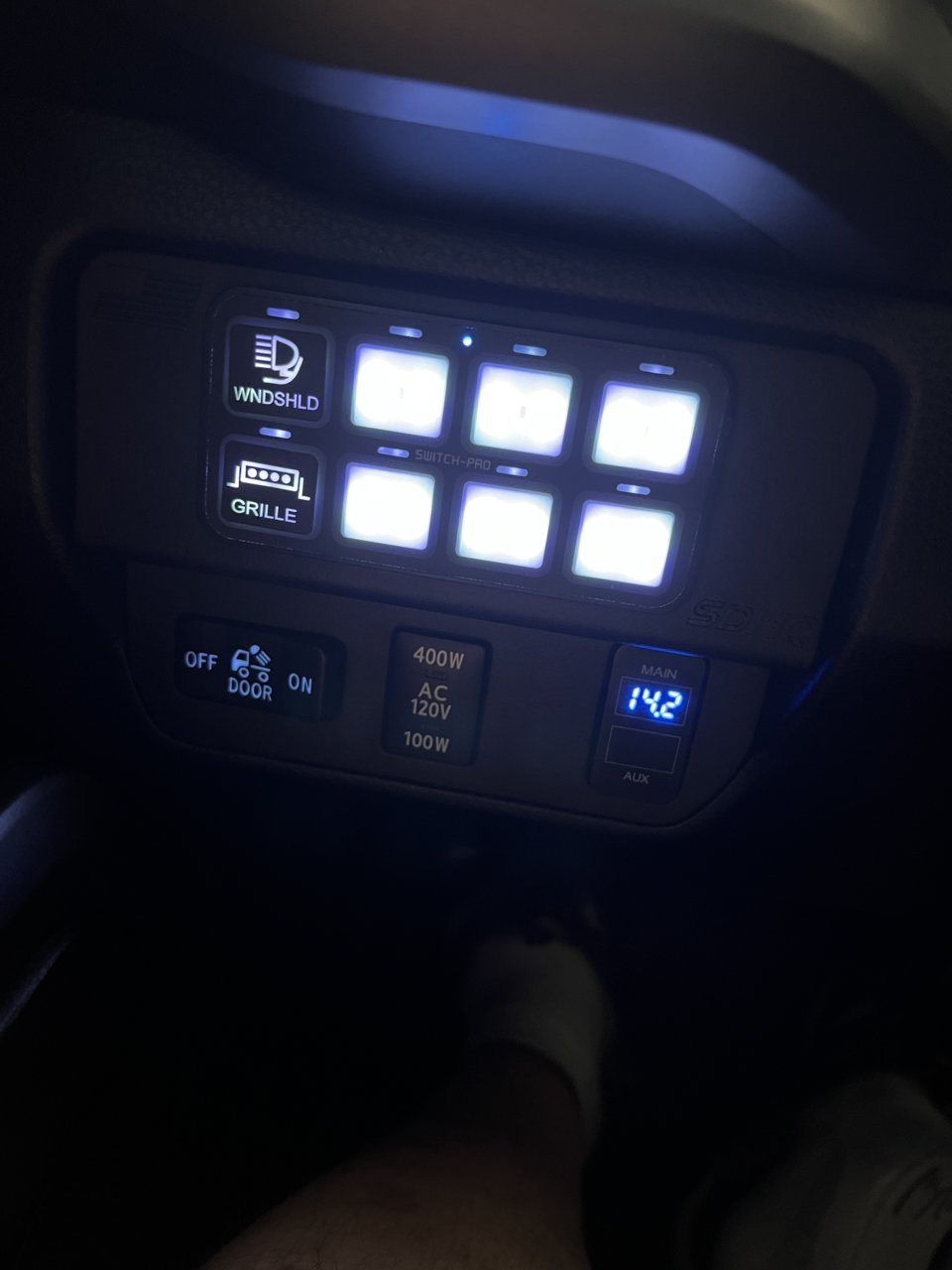 E3DEE395-4A37-4171-91EC-CE0109AD6205.jpg