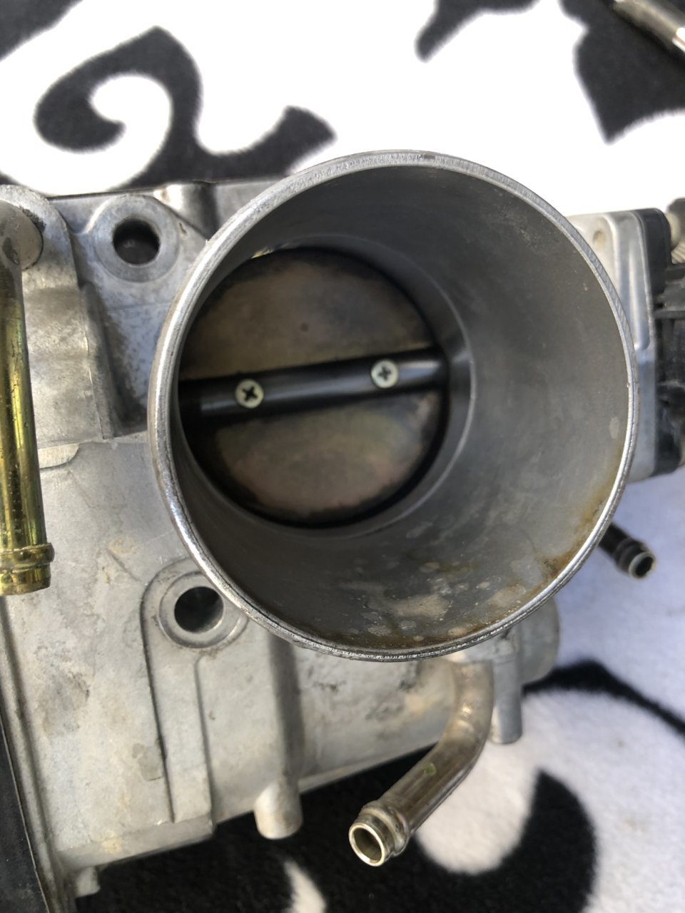 03 V6 Throttle Body Need Help 